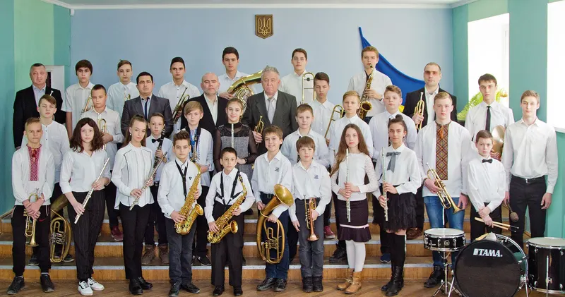 Оркестр духових інструментів