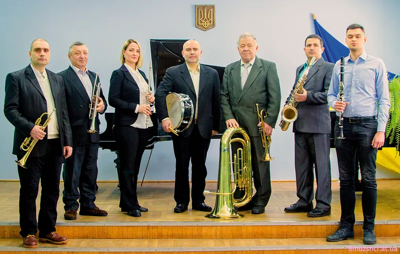 Відділ духових та ударних інструментів